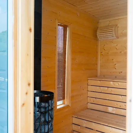 Wierzbowka- Basen, Sauna, Rowery